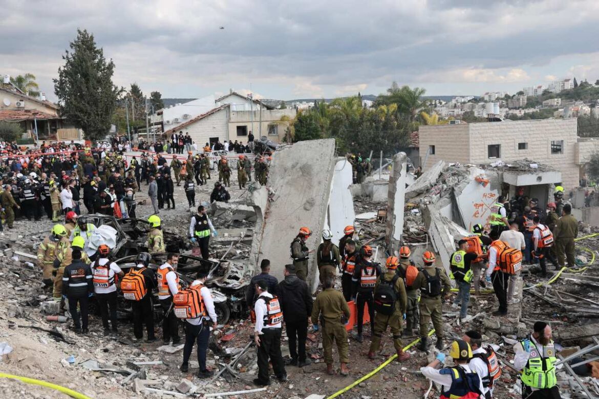 Condominio distrutto a Beit Shemesh