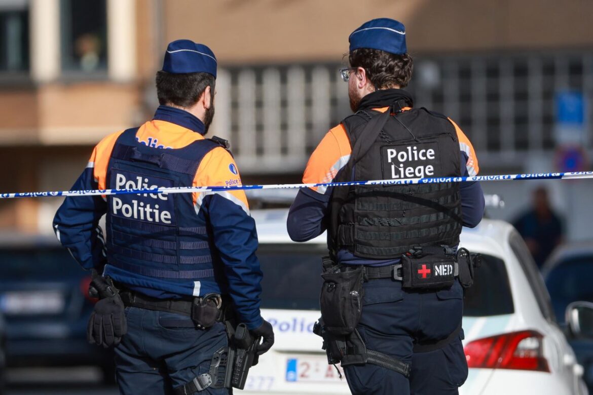 Esploso ordigno in Belgio