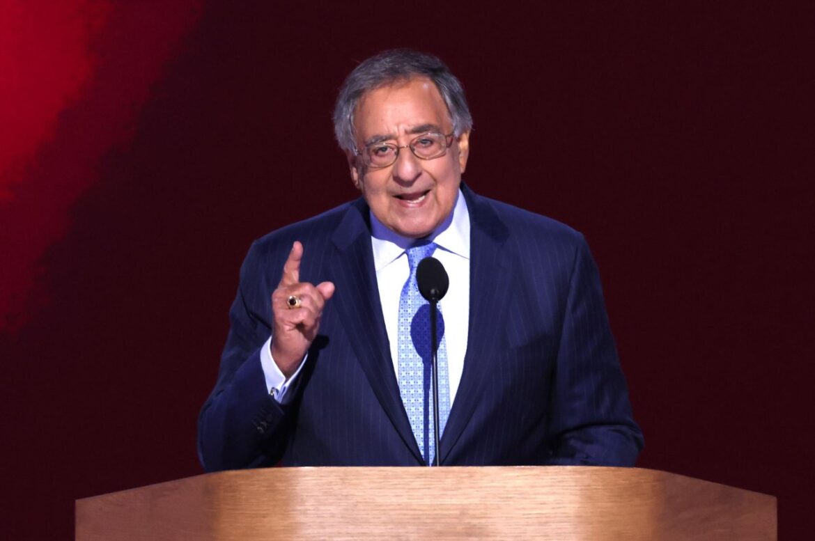 Leon Panetta contro Trump