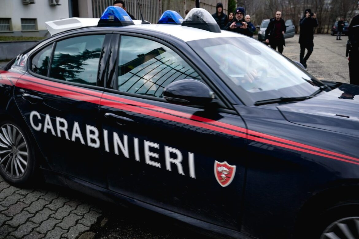 Macchina dei carabinieri