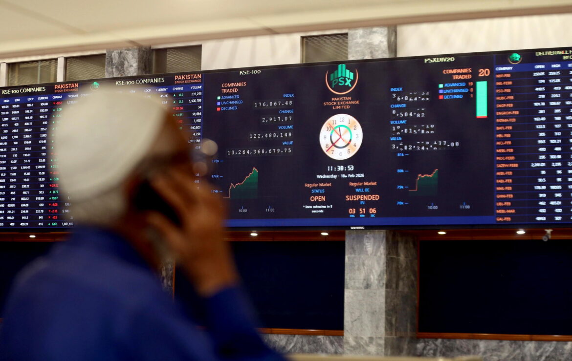 Mercati in rosso per shock petrolifero