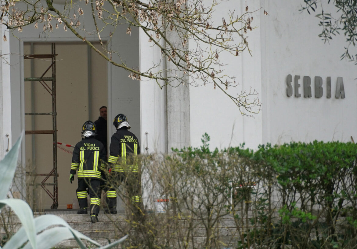 Incendio biennale Venezia