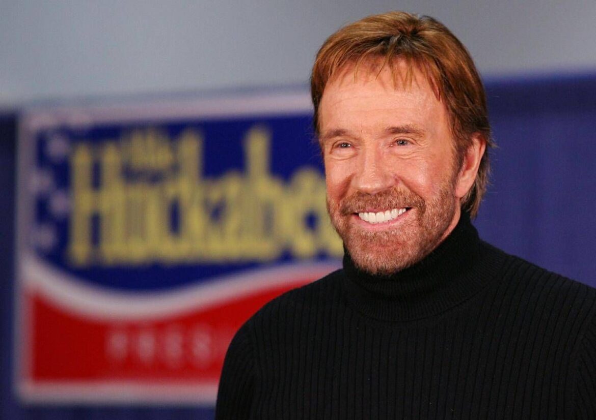 Emergenza medica per Chuck Norris, l'attore ricoverato alle Hawaii