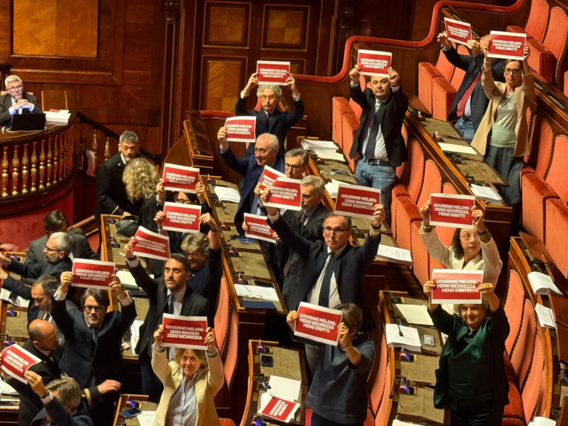 DL Sicurezza, protesta delle opposizioni. ANSA_Ufficio Stampa del Partito Democratico