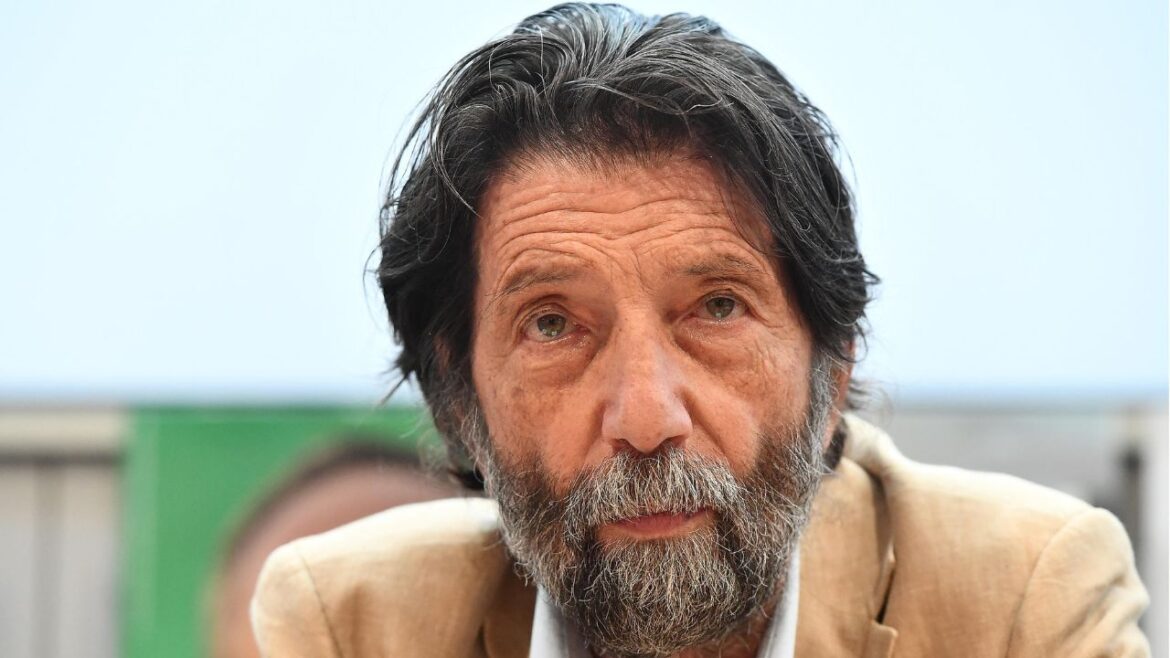 Massimo Cacciari ph Ansa