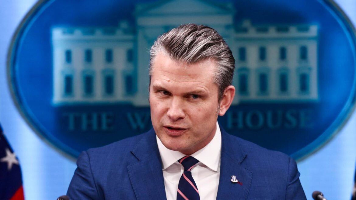 Pete Hegseth ph Ansa