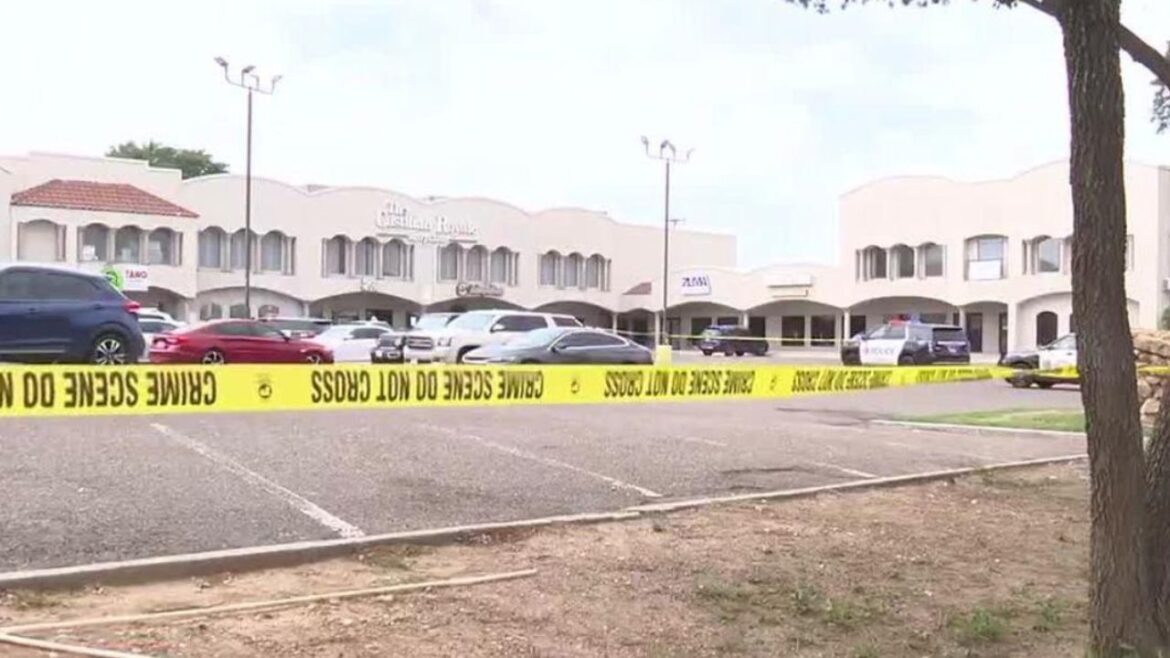 Sparatoria in Louisiana ph X