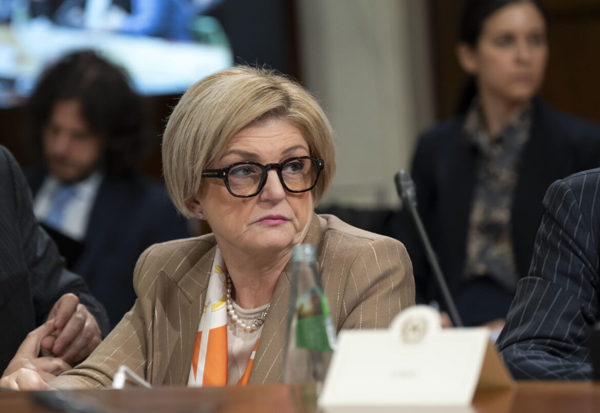 Meloni incontra Calderone: nuove riflessioni contro il lavoro povero ph.Ansa