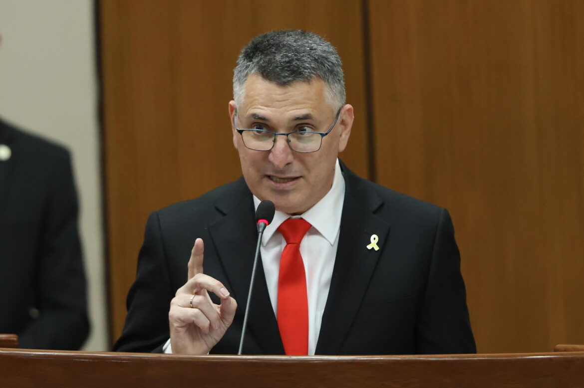 Israele: “Chance ai negoziati su Gaza e Iran, ma l'opzione militare è sul tavolo” ph: Epa