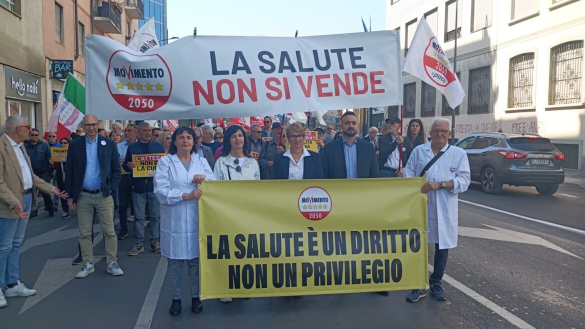 Diecimila lombardi in piazza per la manifestazione “la salute è un diritto”