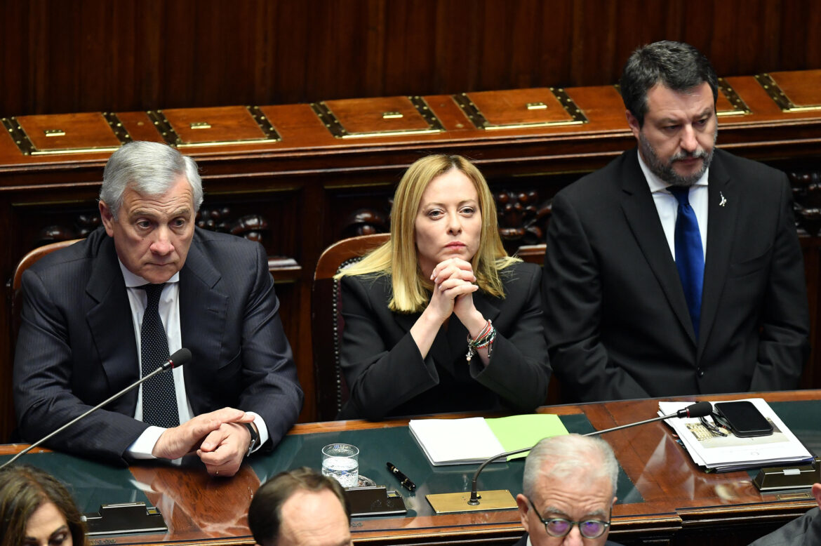 Antonio Tajani, Giorgia Meloni e Matteo Salvini. ANSA_Fabio Cimaglia