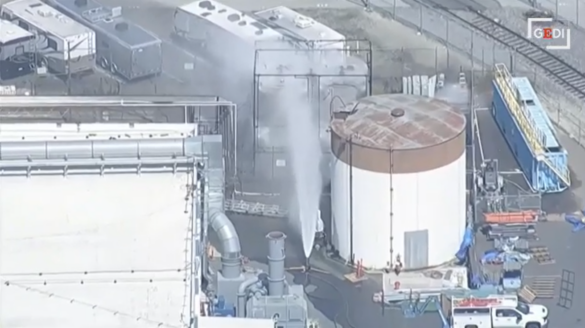 Stabilimento chimico di Garden Grove. Fotogramma dal video