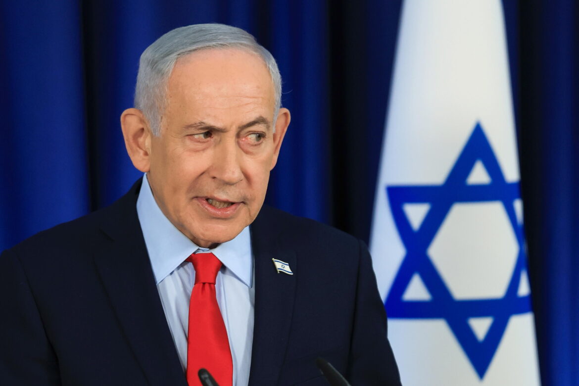 Benjamin Netanyahu. EPA_RONEN ZVULUN_POOL