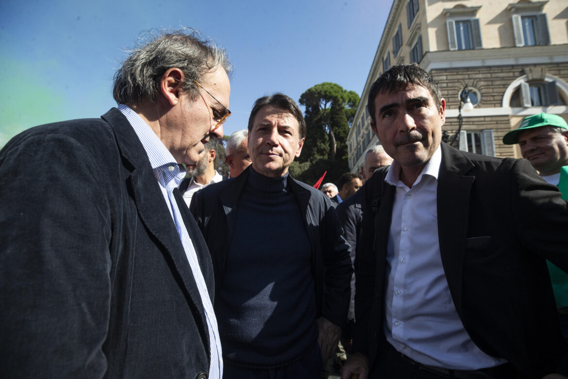 Bonelli, Conte e Fratoianni. ANSA_Angelo Carconi