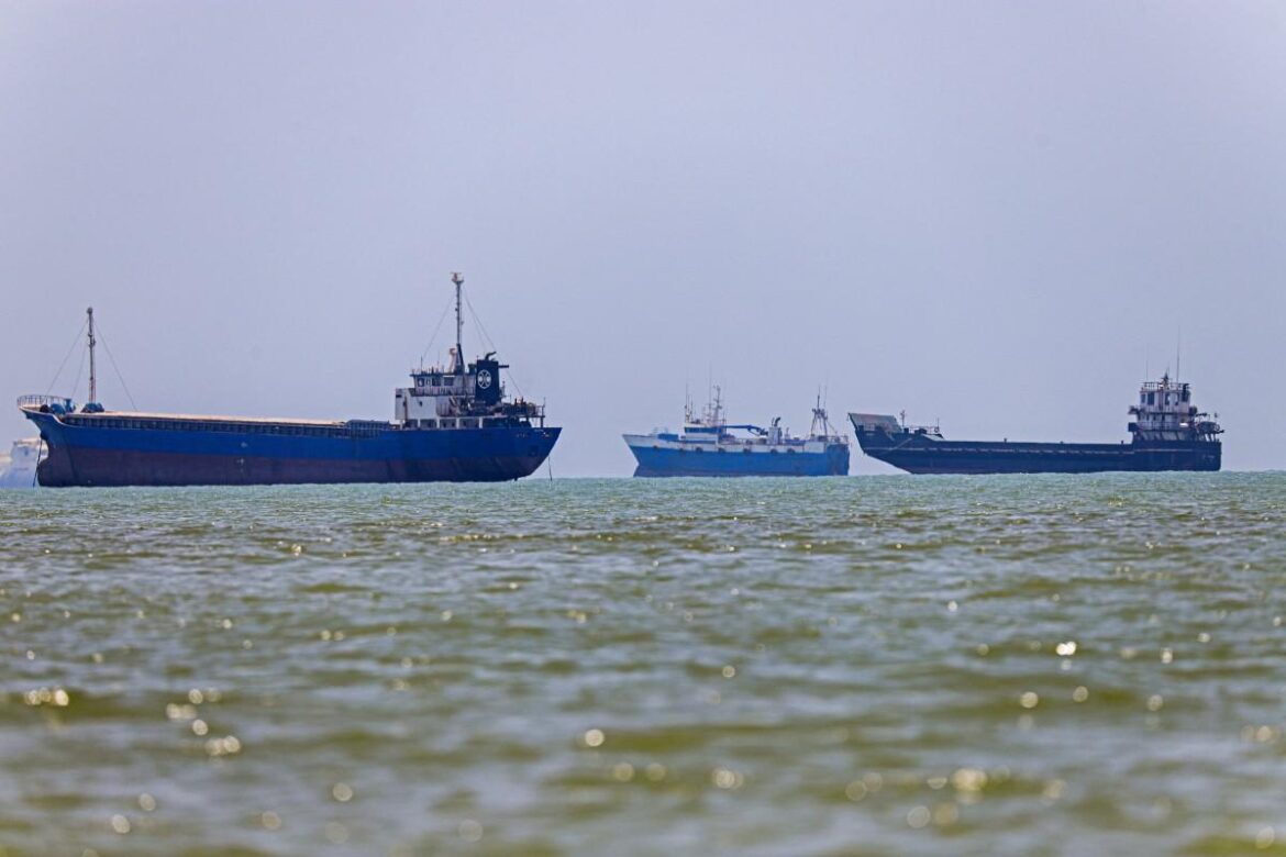 Usa e Iran, si alza la tensione nello Stretto di Hormuz