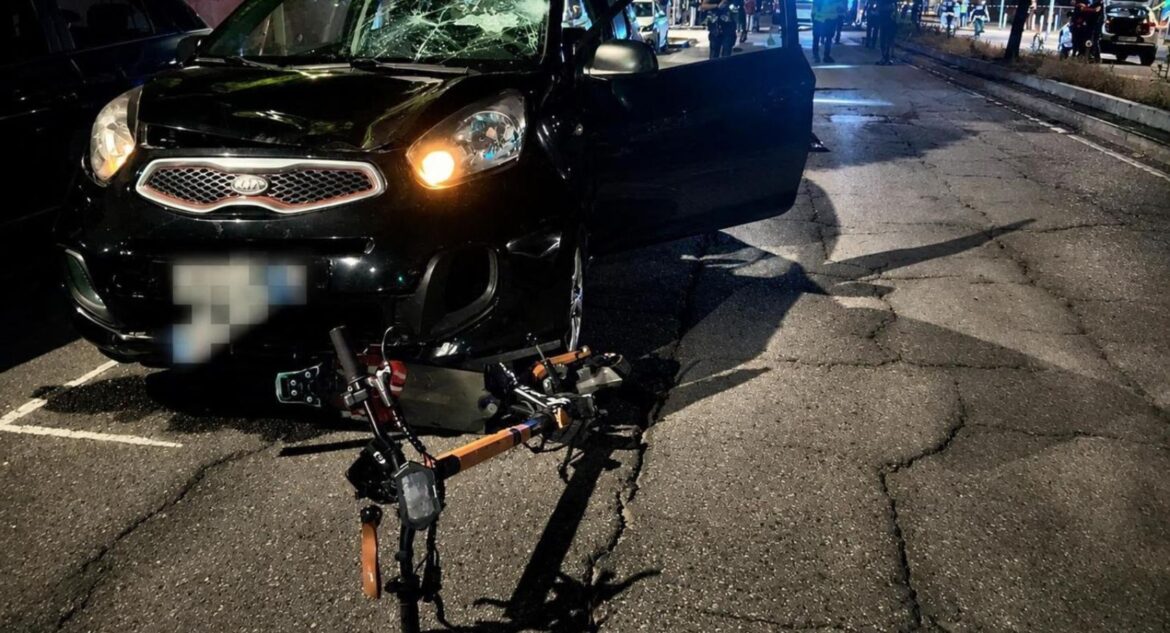 Milano, incidente monopattino ph Ansa