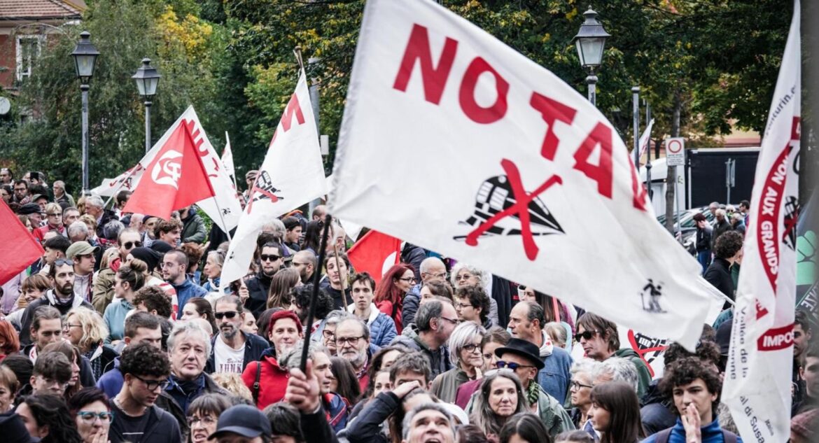 Manifestazione No Tav ph Ansa