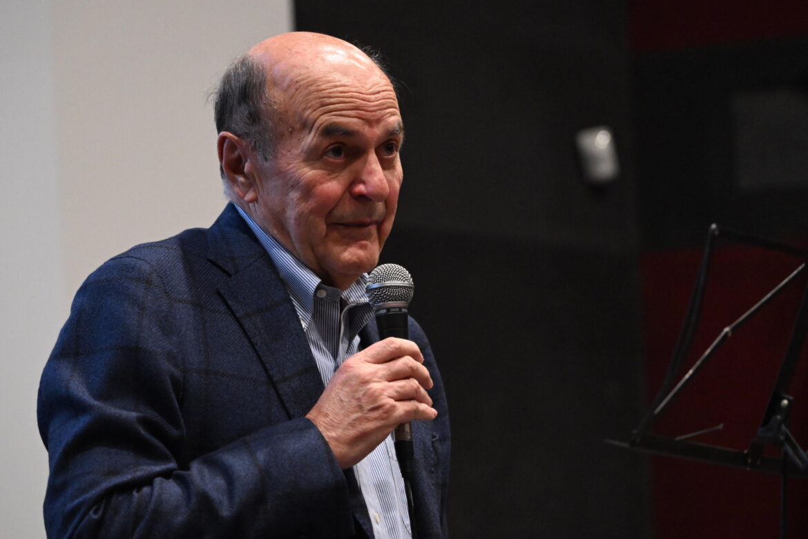 Pierluigi Bersani. ANSA_Maurizio Brambatti