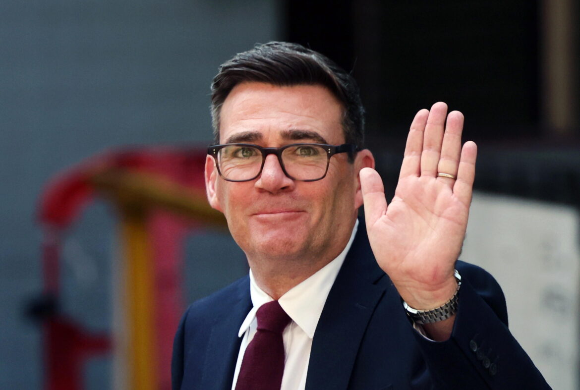 Andy Burnham, nuovo leader Labour. Da lunedì 20 luglio sarà premier del Regno Unito. EPA/ANDY RAIN